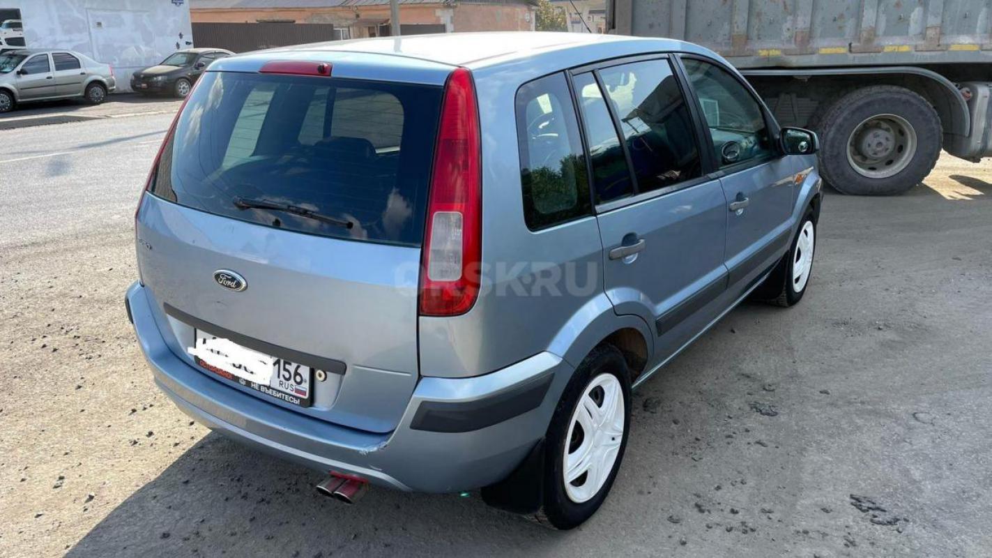 Продается Ford Fusion 2006 года
Без ДТП
Комплектация :
- Электростеклоподъёмники.
- Аудио систем - Новотроицк