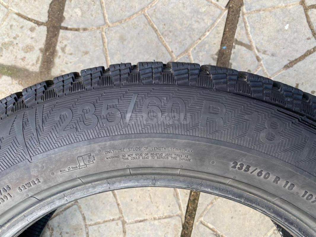 Продам 235/60 R18 комплект зимних шин Gislaved Nord Frost 200. - Орск