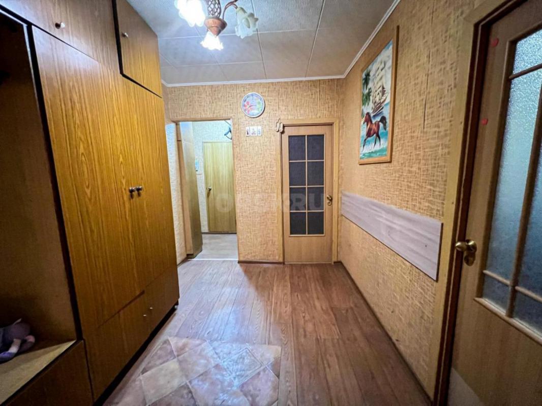 Продам 3-комнатную квартиру
-Общая площадь 63.00 кв. - Орск