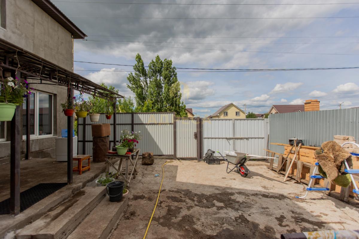 Продается дом, расположен по адресу: П. - Подгородняя Покровка