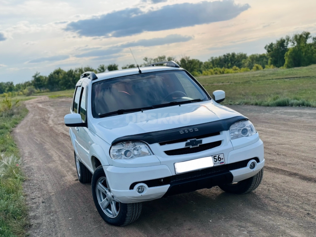 Продам CHEVROLET NIVA ( Шевроле Нива ) 2015 года в отличном состоянии. - Орск