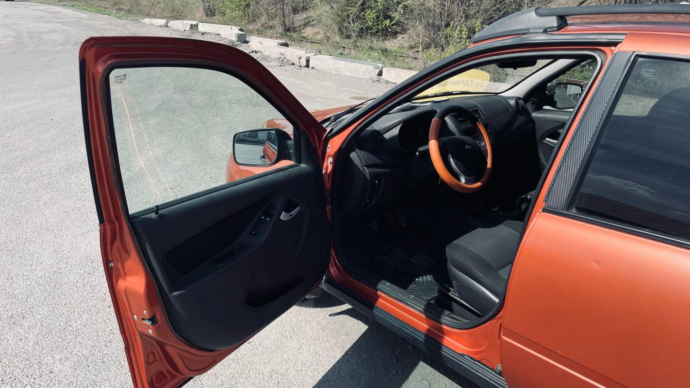 LADA Kalina II, 2013 года. - Новотроицк