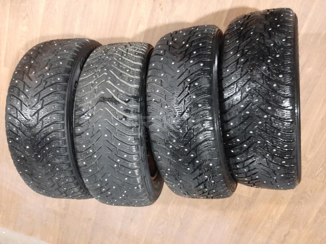 Продам шипованную резину, зима, nokian hakkapeliitta 8 205/55 r16, в хорошем состоянии - Орск