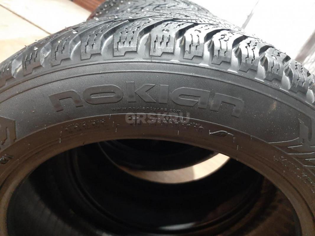 Продам шипованную резину, зима, nokian hakkapeliitta 8 205/55 r16, в хорошем состоянии - Орск