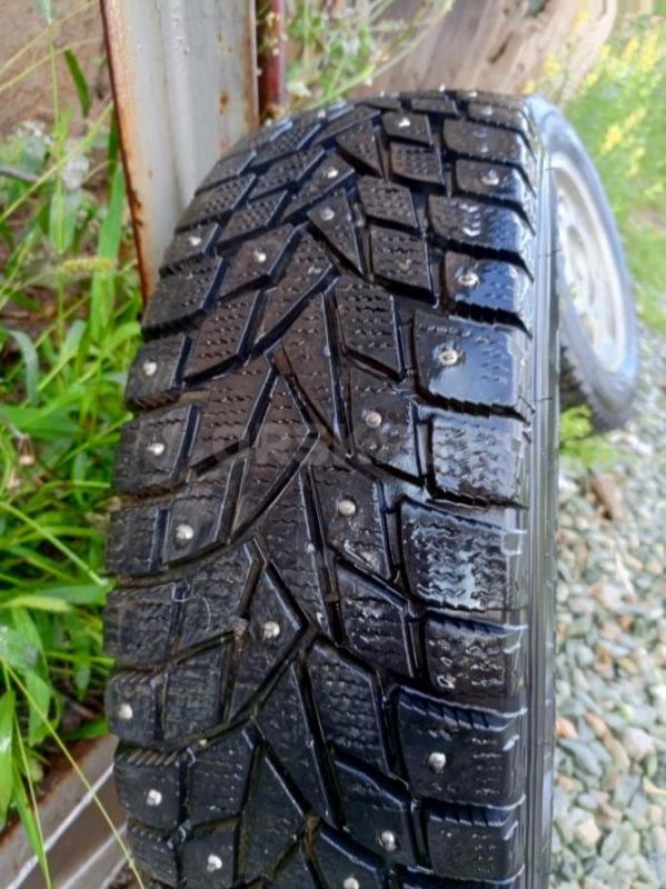 Продам зимнюю резину Dunlop 175/70R13 на литье. - Орск