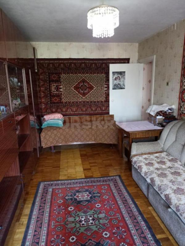 Продам  2 кв., 43,8кв. - Орск