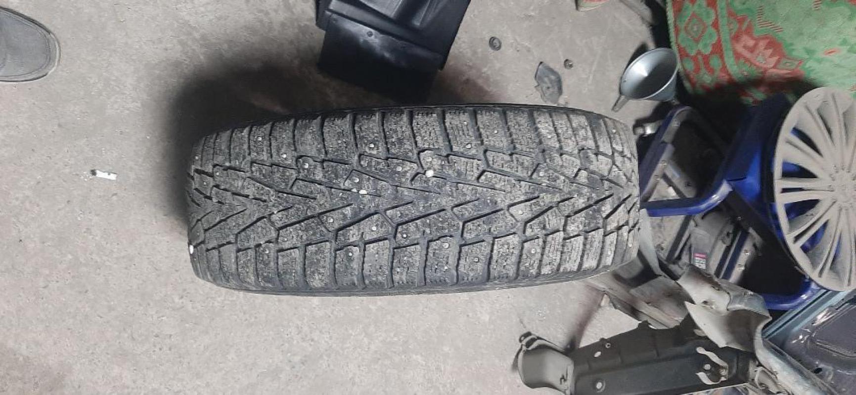 Продам резину Cordiant 195/60R15 зимнюю, шипованную. - Орск