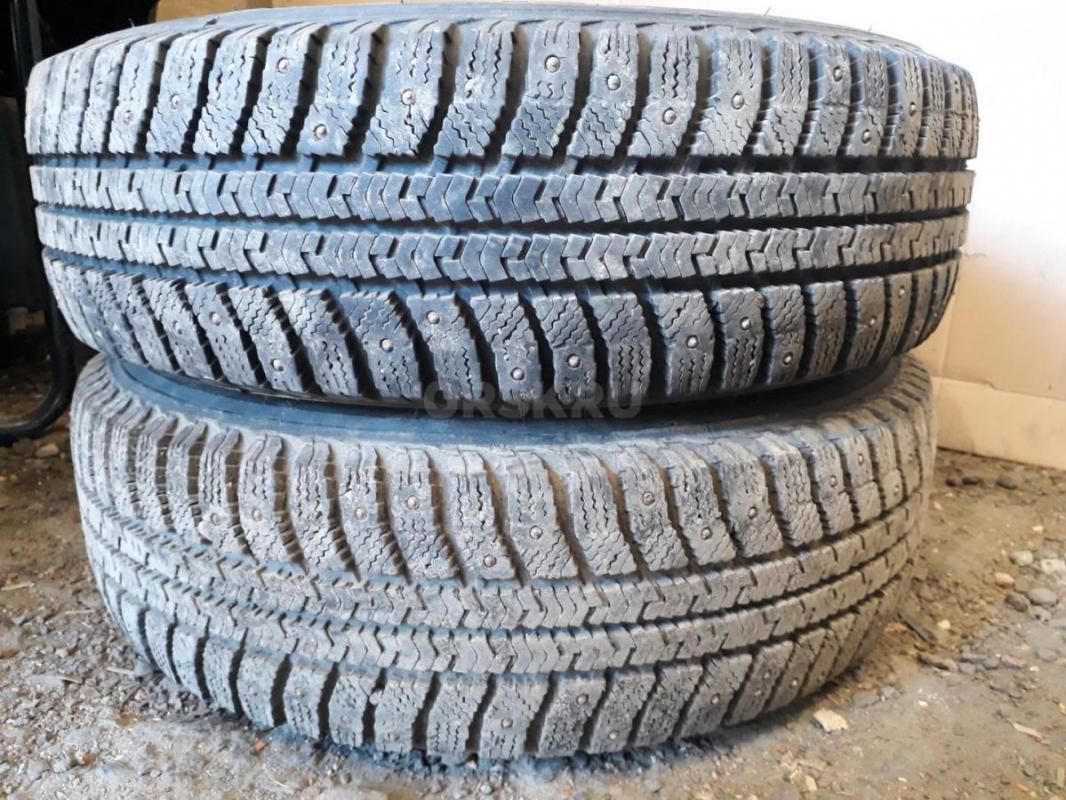 Два колеса в сборе Amtel 175/70 r13 в отличном состоянии, все шипы на месте, накаченные, цена за пар - Орск