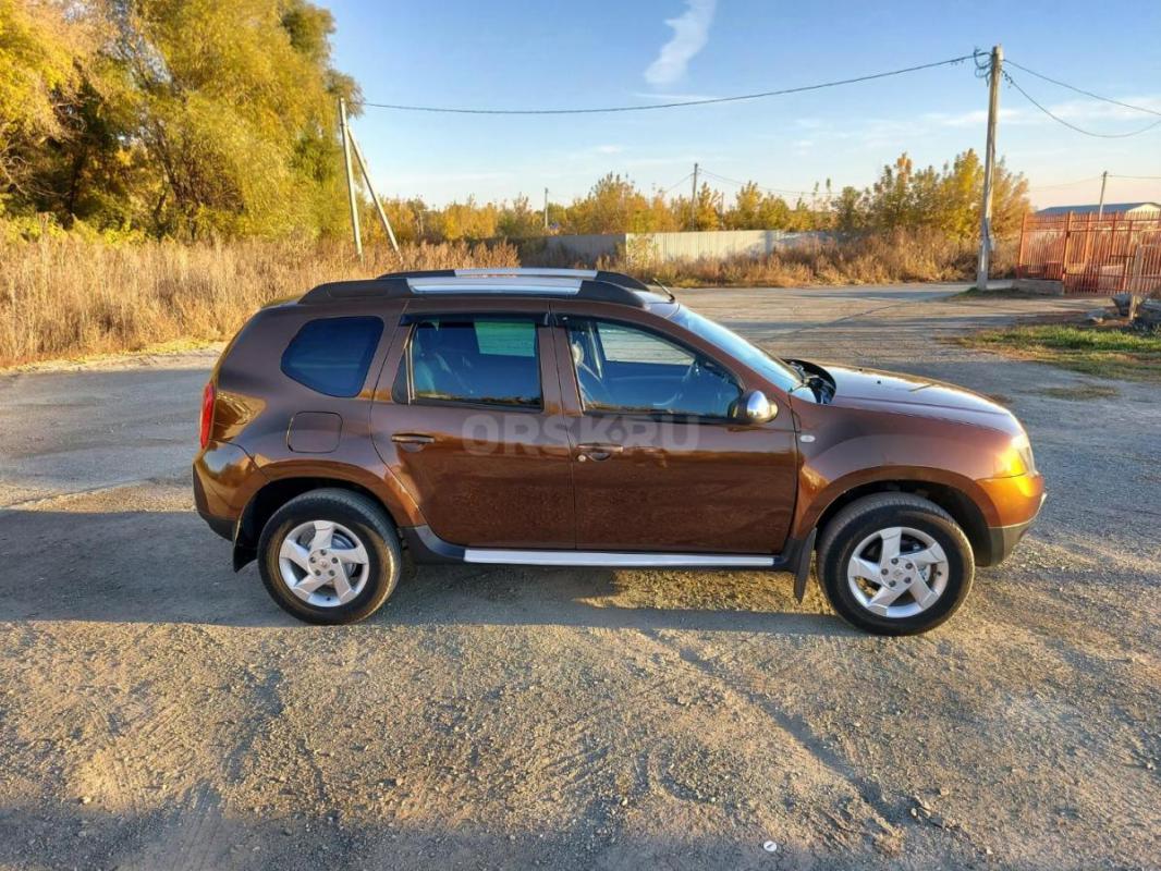 Продам RENAULT DUSTER 2.0 МТ 4х4 - июль 2013 г. - Орск