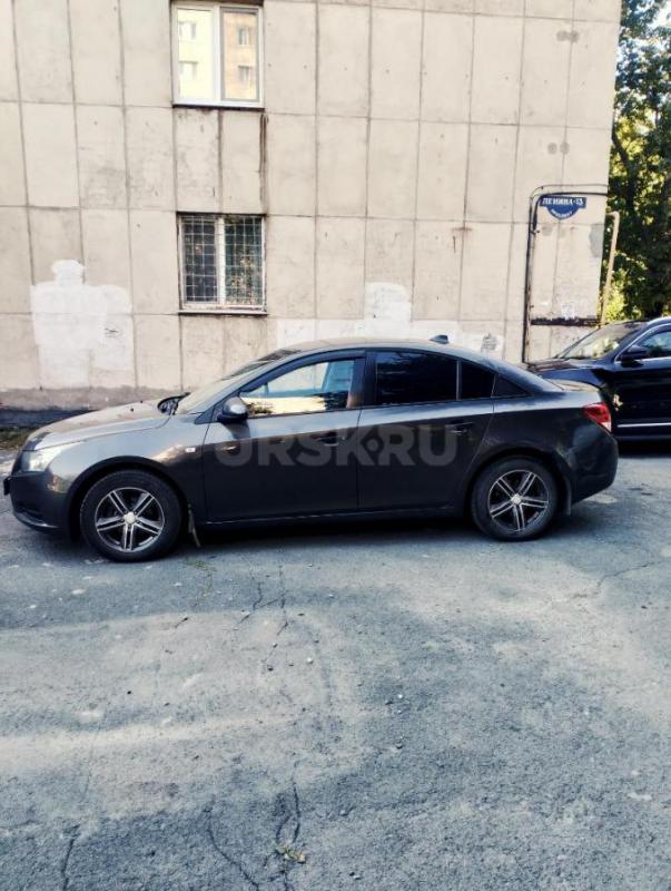 Продам Chevrolet Cruze, 2012 года,  кузов в родной краске, автомобиль от собственника владею больше - Орск