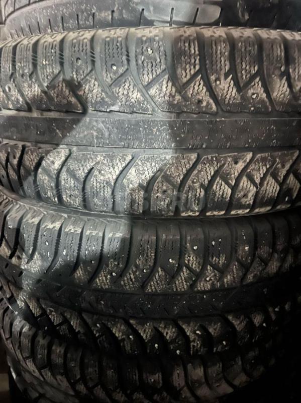 Шины Bridgestone 225/65/17 - Орск