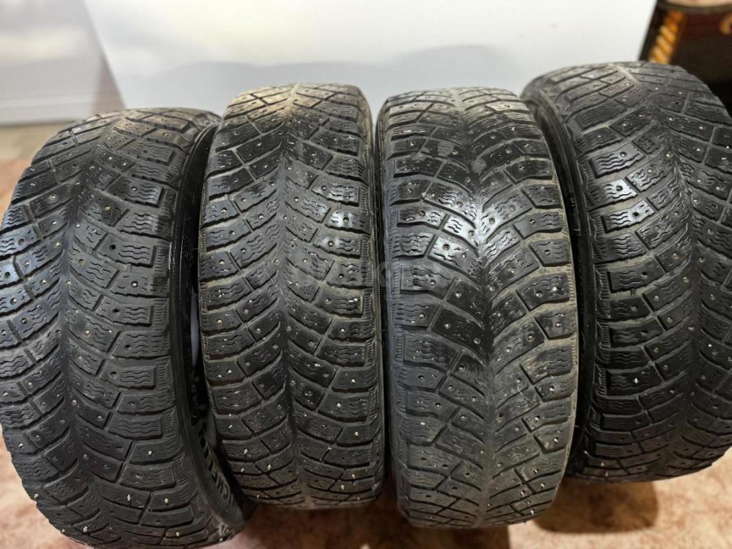 Продам комплект зимних шин 185/65 R15 MICHELIN X-ICE NORTH 4  без порезов и грыж. - Орск