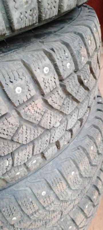 Продам зимние шины Viatti на штамповках 175/70R-13 разболтовка 4на 100 - Орск