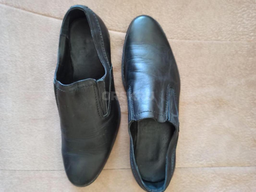 Туфли мужские размер 43, б/у один сезон школа.
1) MenSShoes Italy;
2) Unichel. - Орск