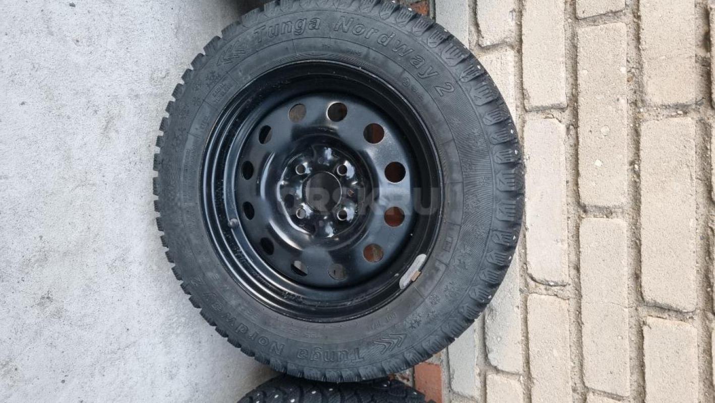 Абсолютно новая зимняя шипованная резина TUNGA NORDWAY 2 185/65R14 на штампованных дисках с разболто - Орск