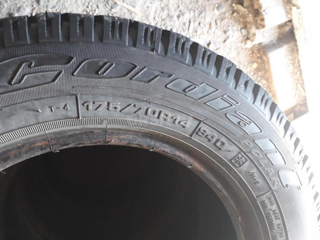 Комплект зимних шин Cordiant 175/70 R14 ,протектор хороший,на сезон или авто на продажу, устанавлива - Орск