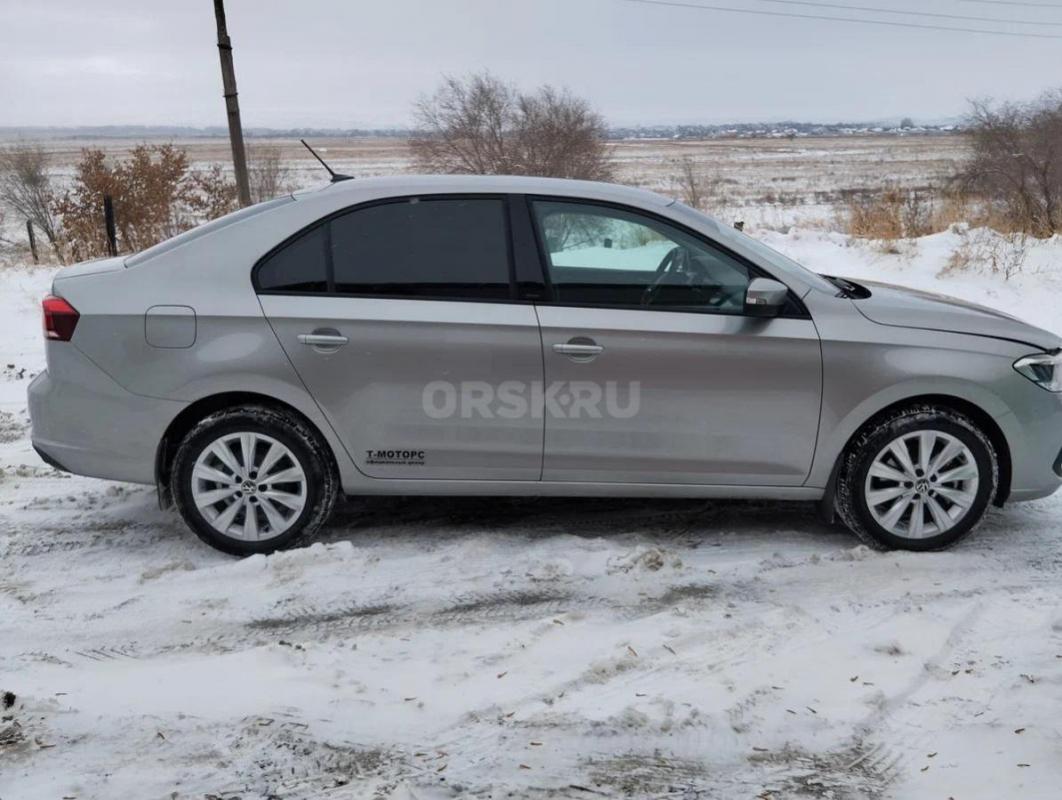 Продам свой личный автомобиль Volkswagen Polo декабрь 2021 года с пробегом 22 тыс. - Орск