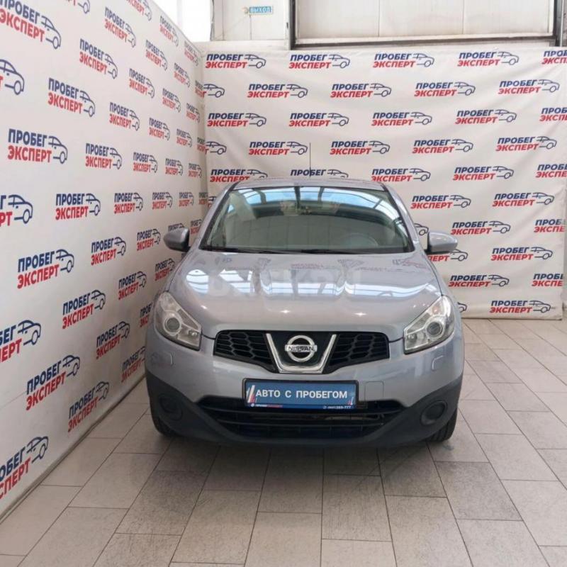 **Nissan Qashqai I Рестайлинг 2011 года**

Внедорожник с 5 дверьми и вариатором станет вашим верны - Орск