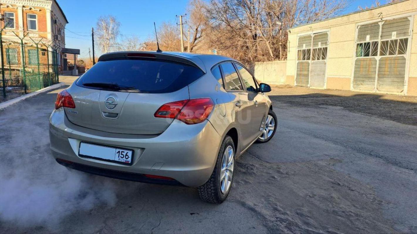 Продам OPEL ASTRA, Эксплуатация с 2012г. - Орск