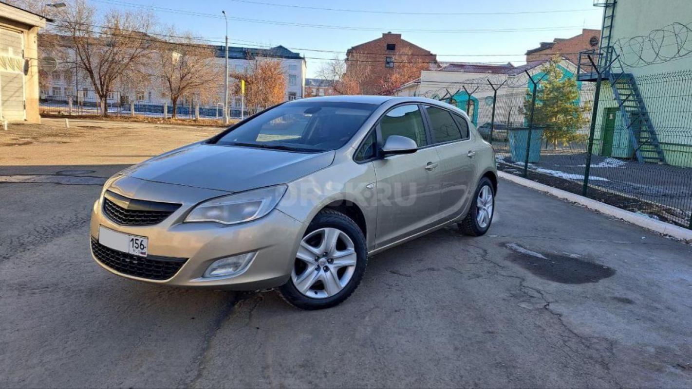 Продам OPEL ASTRA, Эксплуатация с 2012г. - Орск