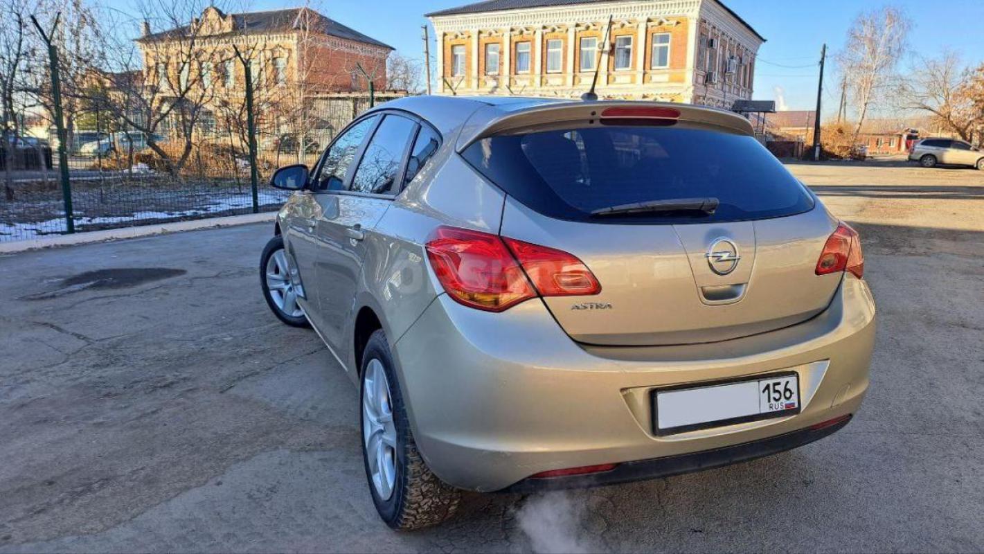 Продам OPEL ASTRA, Эксплуатация с 2012г. - Орск