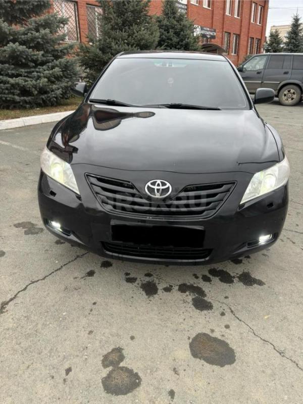 Продам Toyota Camry 2006 год
2.4 АТ, максимальная комплектация 
Пробег : 320000 км, собственник - Орск