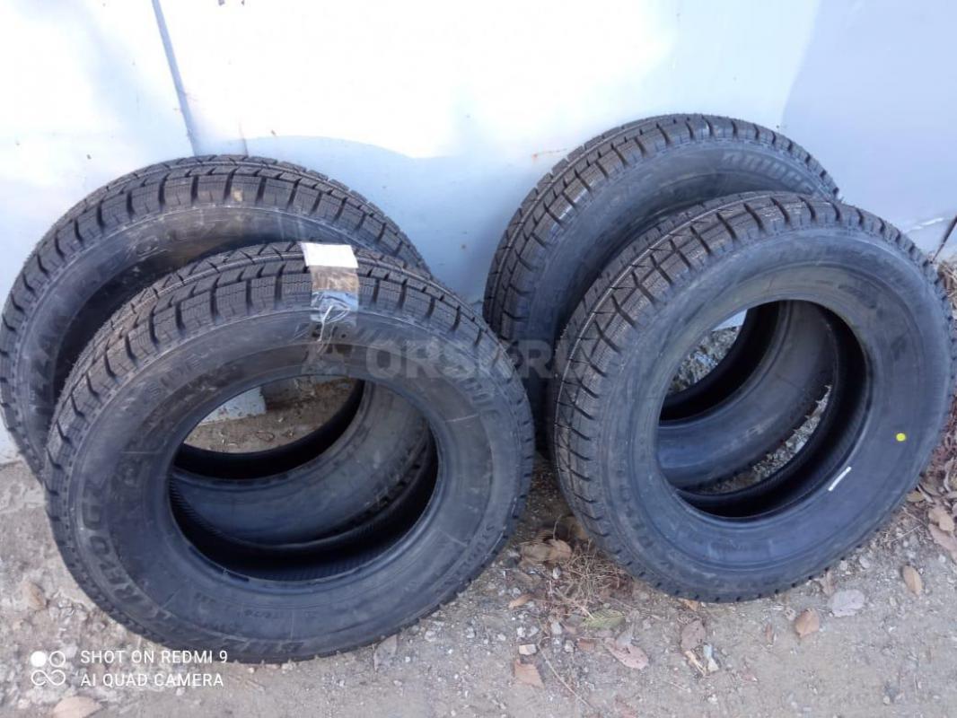 Продам новые зимние автошины (липучка) Bridgestone Blizzak 175/70R13. - Орск