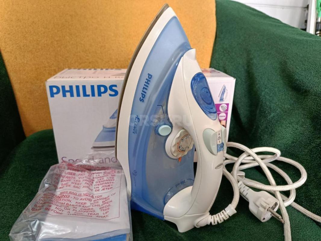 Утюг PHILIPS - 2,000 р. ( 1,2,3 фото )
Утюг PHILIPS- 1,000 р. (4,5,6 фото) - Орск