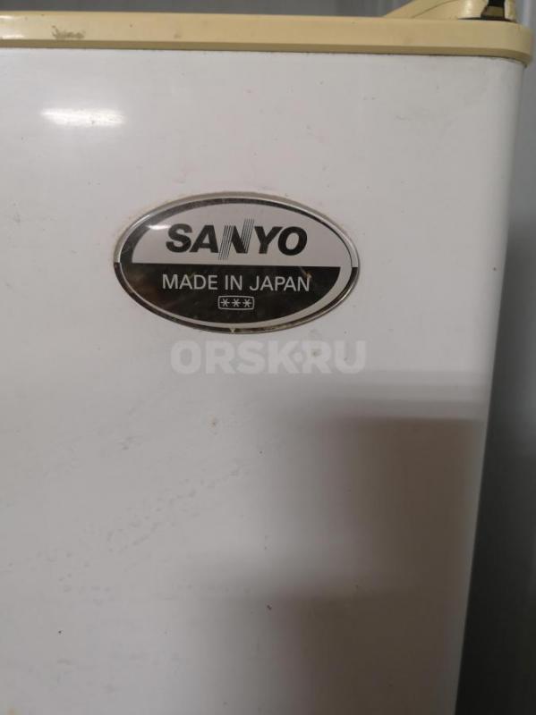 Продам холодильник Sanyo(Япония). - Орск