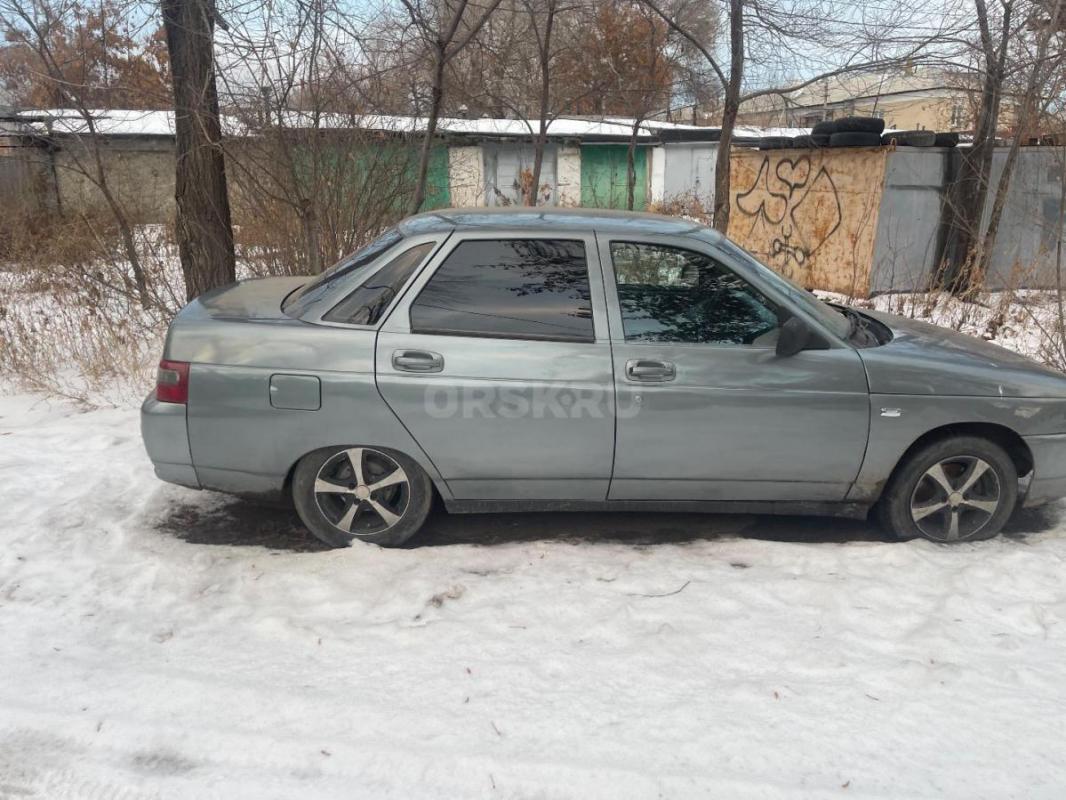 На полном и отличном ходу эур двс ходовка коробка отличная салон нормальный - Орск