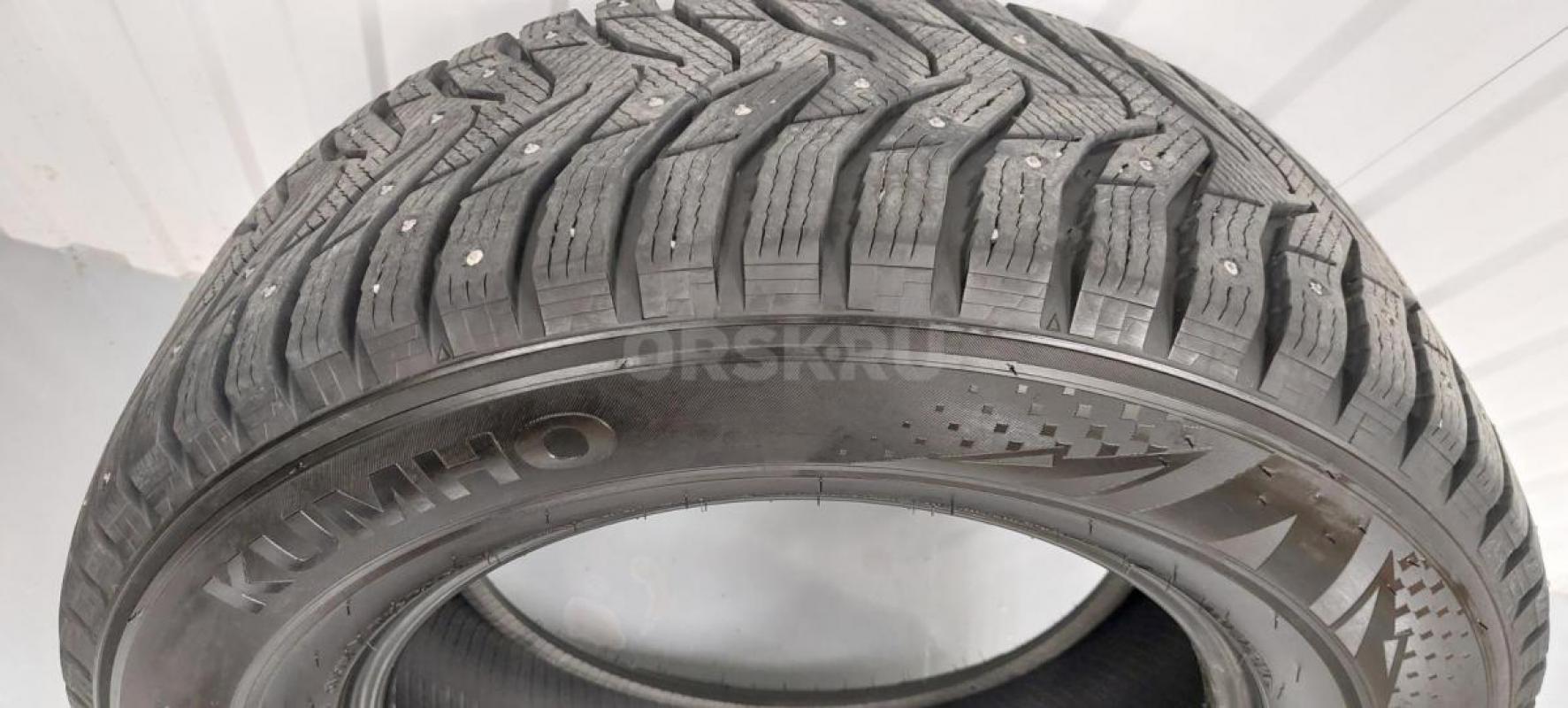 Продам Kumho WS-31 Шины зимние 245/65 R17 111T Шипованные. - Орск