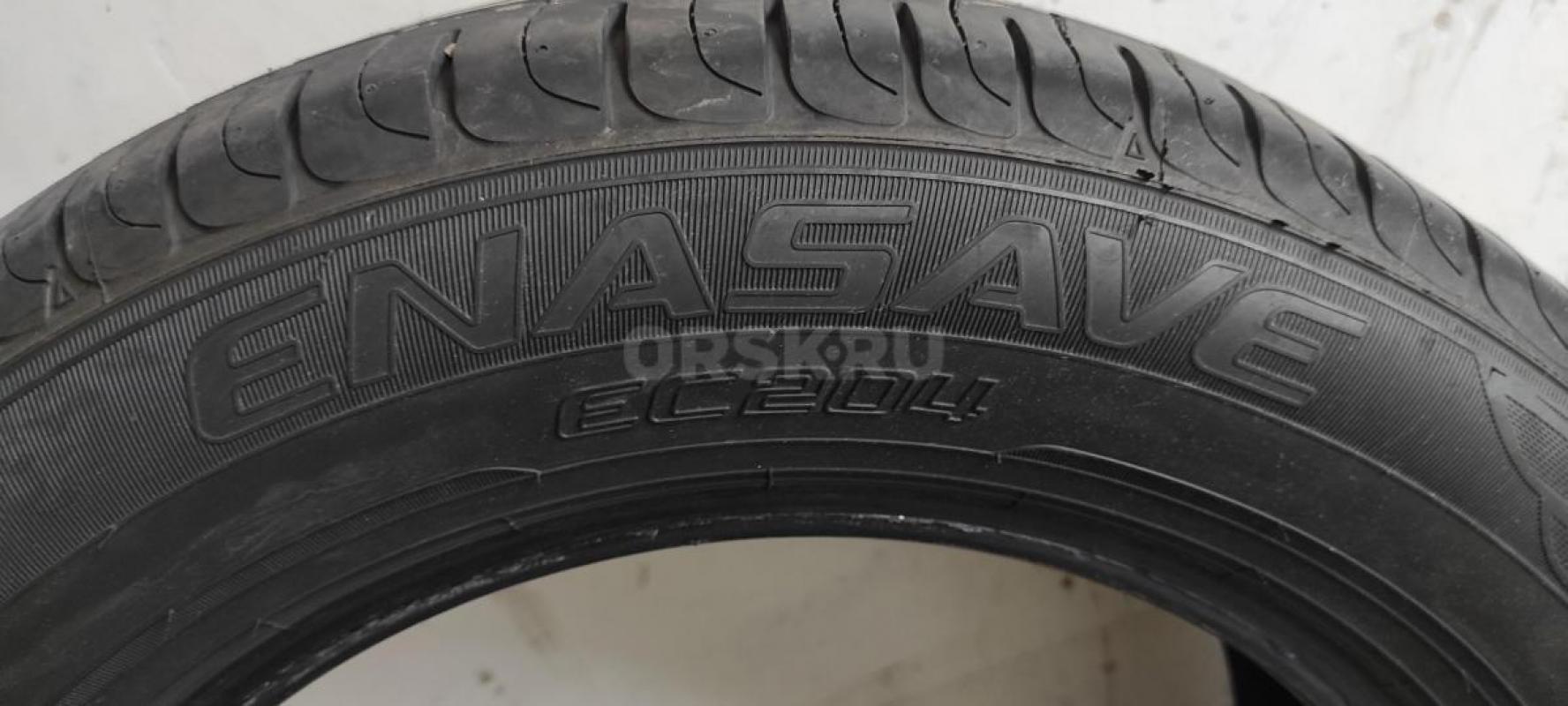 Продам Dunlop Enasave EC204,(Япония),215/60/16,б/у,без пробега по России. - Орск