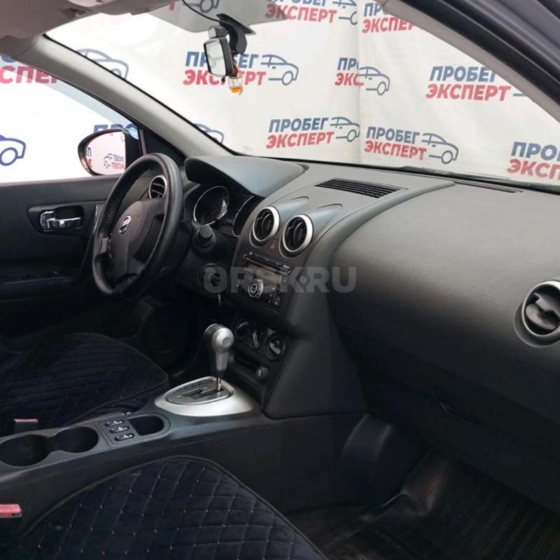 **Nissan Qashqai I Рестайлинг 2011 года**

Внедорожник с 5 дверьми и вариатором станет вашим верны - Орск