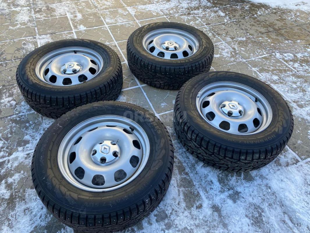 Продам зимние колеса 215/65 R16. - Орск