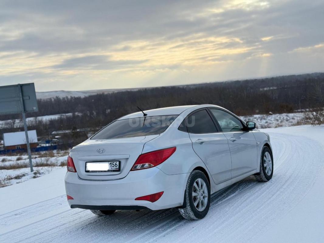 Продам Hyundai Solaris 2016 год. - Орск