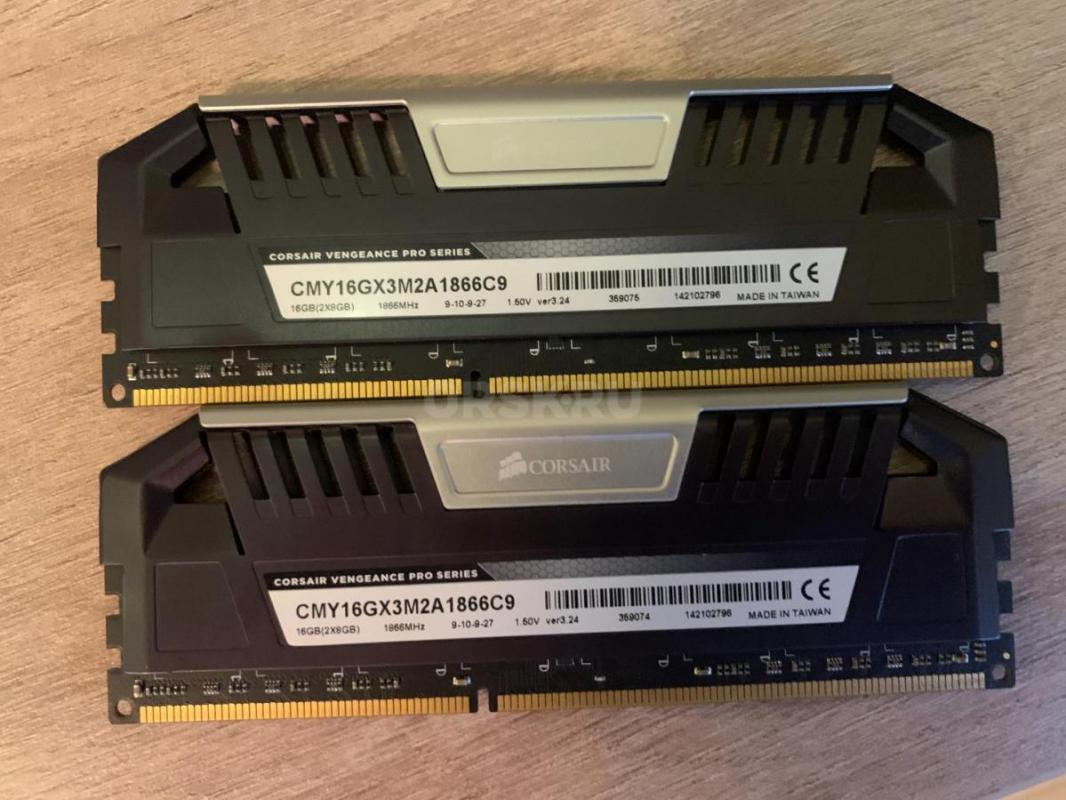 Продам оперативную память Corsair Vengeance PRO cmy16gx3m2a1866c9
Комплект 2 планки по 8 Gb для раб - Орск