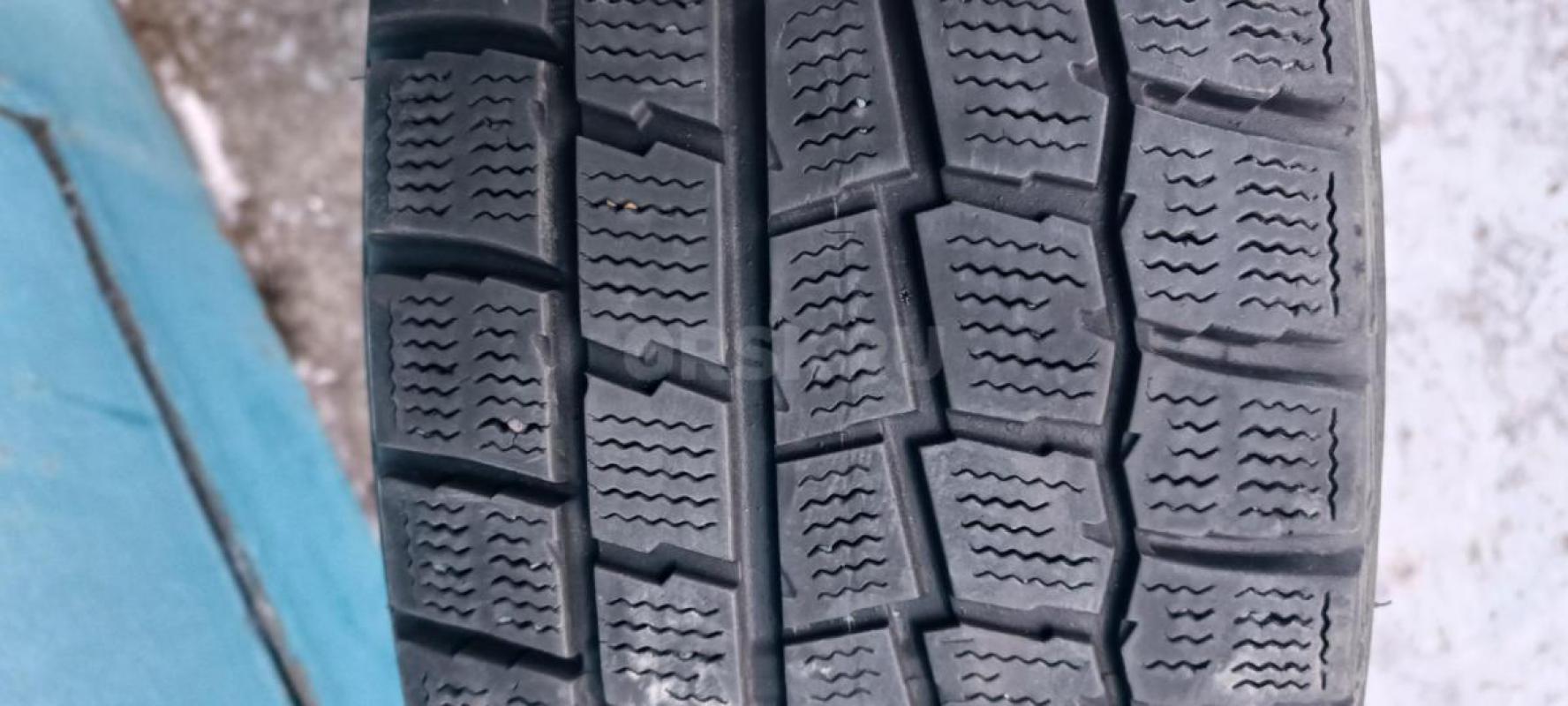 Комплект зимних фрикционных шин Dunlop 195х65 R15, пр-во Япония, изготовлены в 2021 году. - Орск