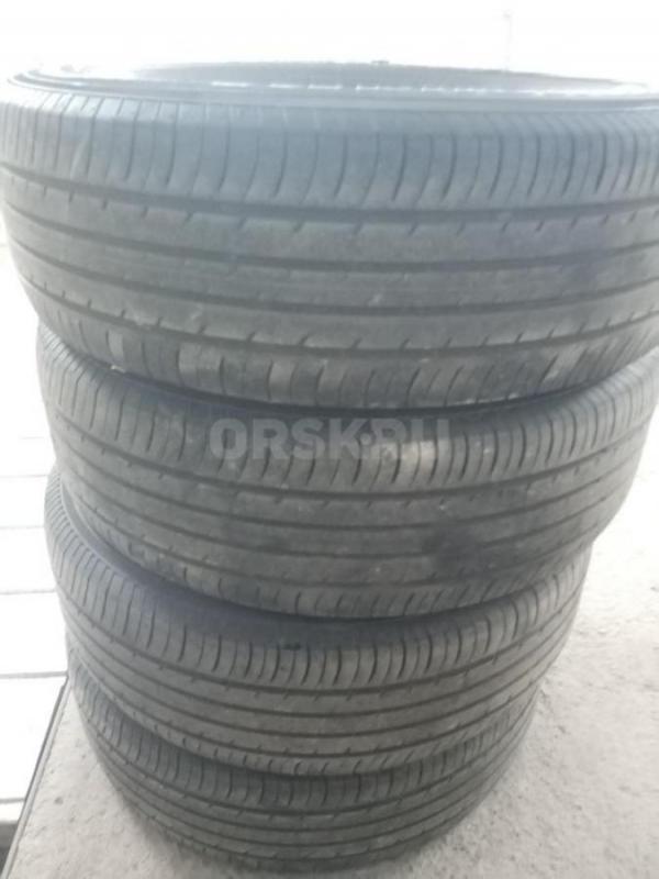 Продам комплект летний резины Yokohama 225/65 /r17 - Новотроицк