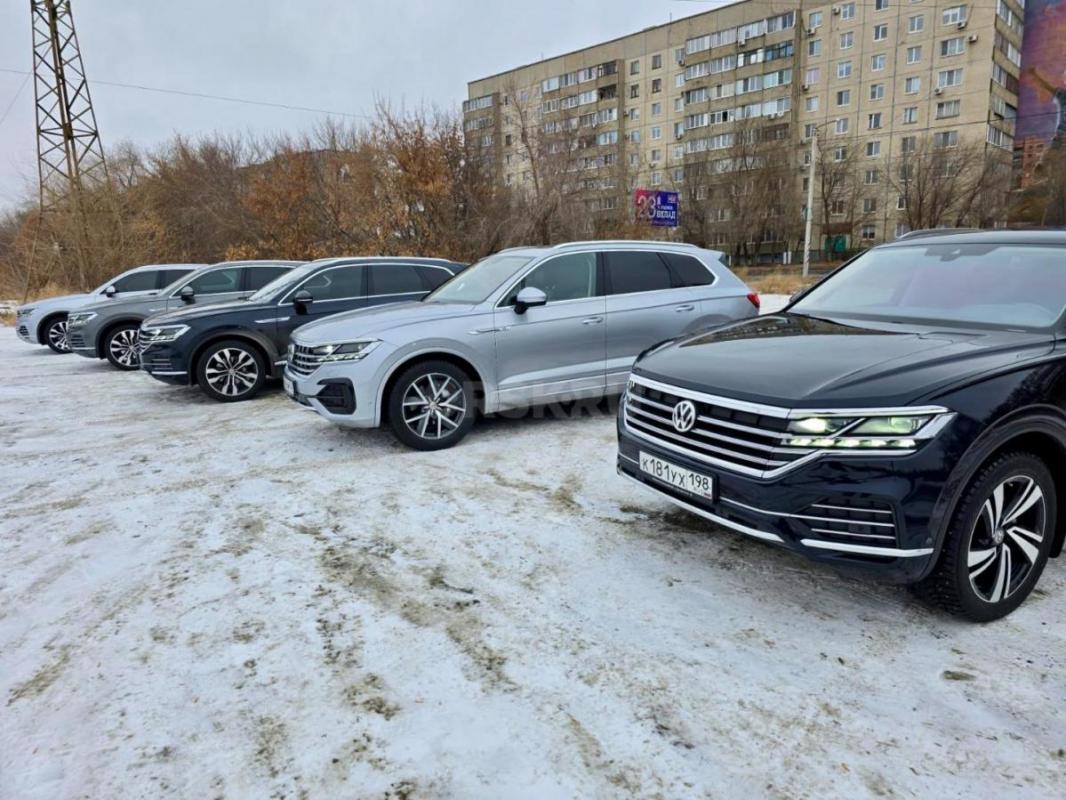 Дилерский /не путайте с привезёнками/ VOLKSWAGEN TOUAREG в БОГАТЕЙШЕЙ Комплектации БИЗНЕС R-Line = П - Орск