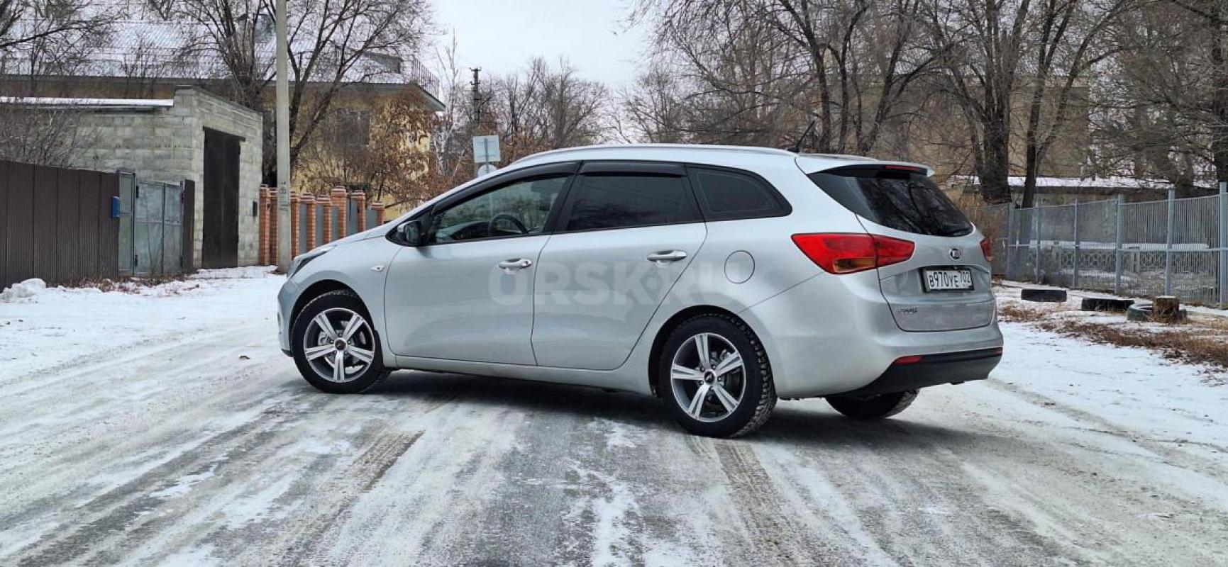 Продам KIA CEE&#039;D Универсал 2012 г. - Орск