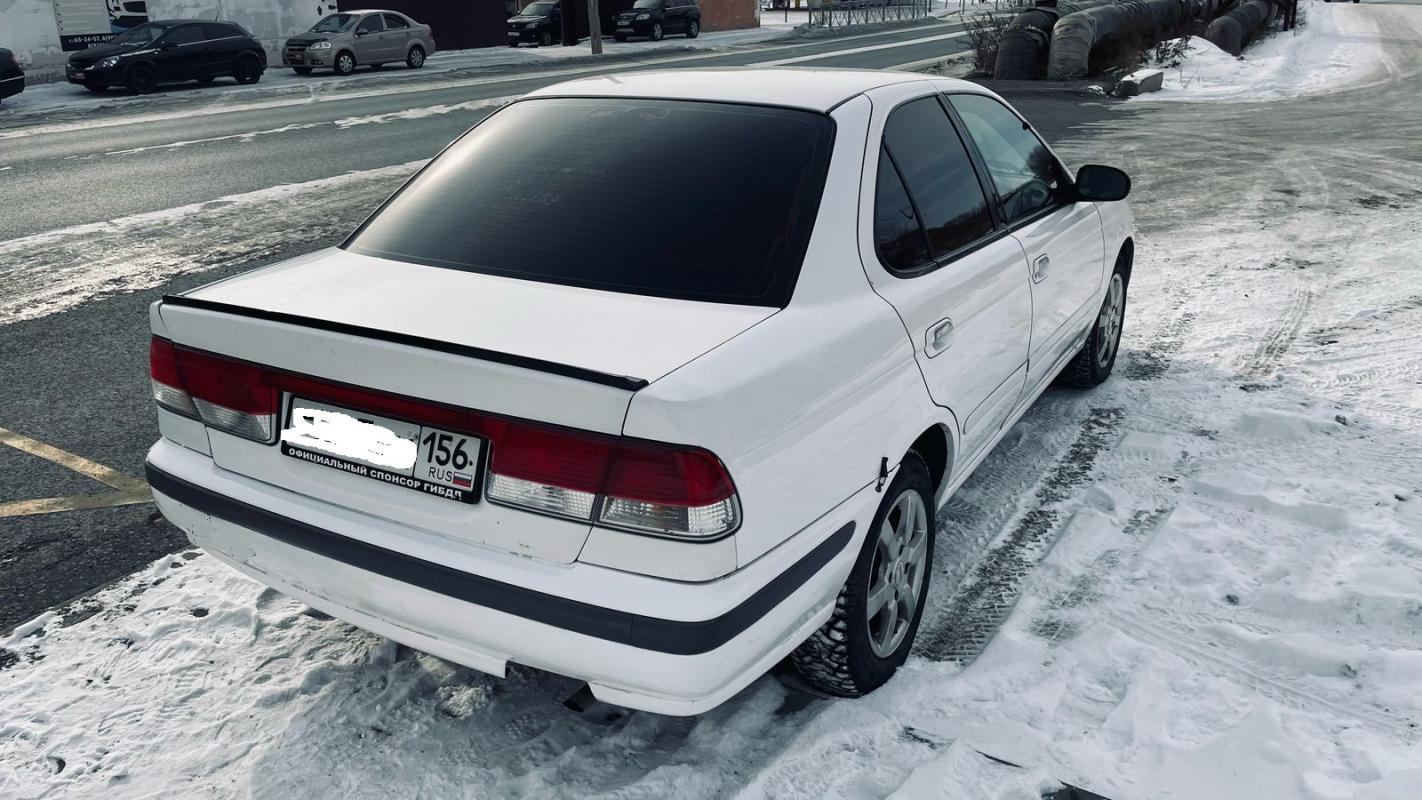 Продается Nissan Sunny, 1998 года. - Новотроицк