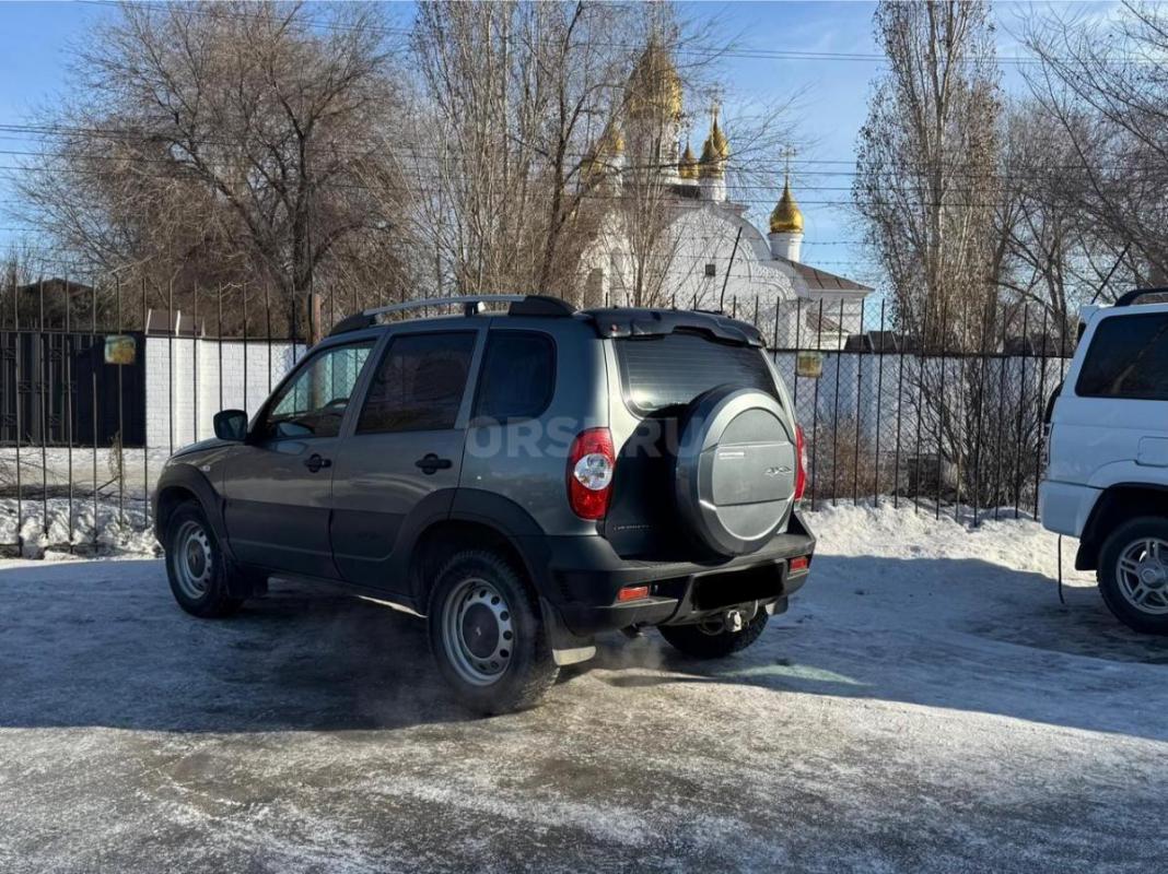 CHEVROLET NIVA – надёжный внедорожник с надежным атмосферным двигатeлeм 1.7, мощноcтью 80 л.c. - Орск