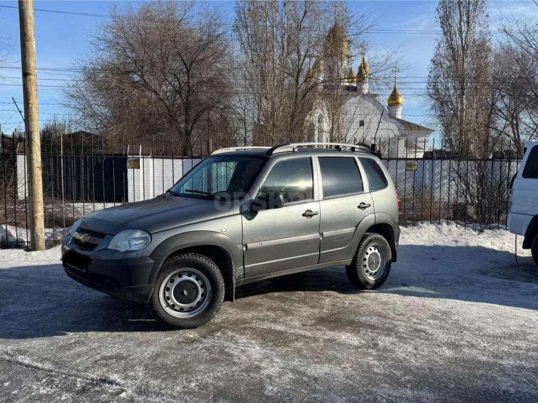 CHEVROLET NIVA – надёжный внедорожник с надежным атмосферным двигатeлeм 1.7, мощноcтью 80 л.c. - Орск