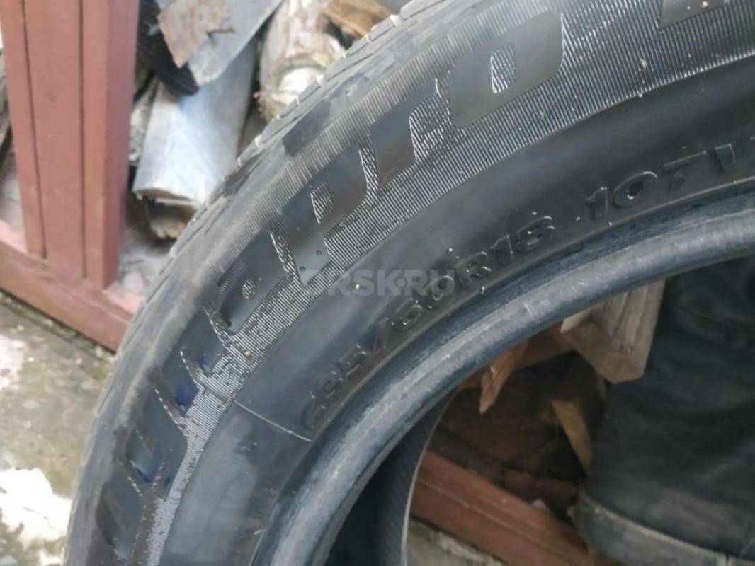 Летняя резина б/у DUNLOP 235/60 R18 Маленький пробег,в хорошем состоянии 2шт за 10000 руб - Орск