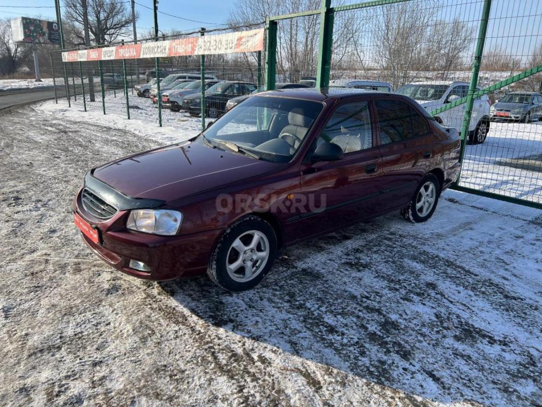 Продается Hyundai Accent год 2008 отличный маневренный экономичный автомобиль! - Орск