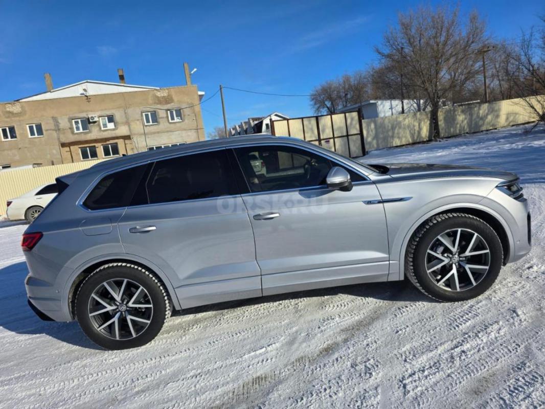 Дилерский /не путайте с привезёнками/ VOLKSWAGEN TOUAREG в БОГАТЕЙШЕЙ Комплектации БИЗНЕС R-Line = П - Орск