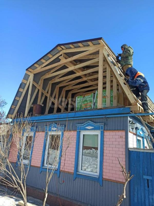 Бригада опытных строителей качественно и быстро выполнят:
Ремонт кровель, устранение протечек. - Орск