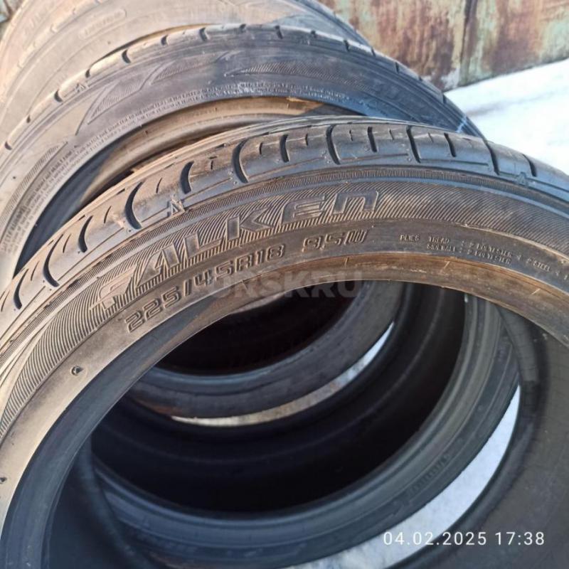 Летняя резина Falken 255/45R18 - 5 шт
в отличном состоянии. - Орск