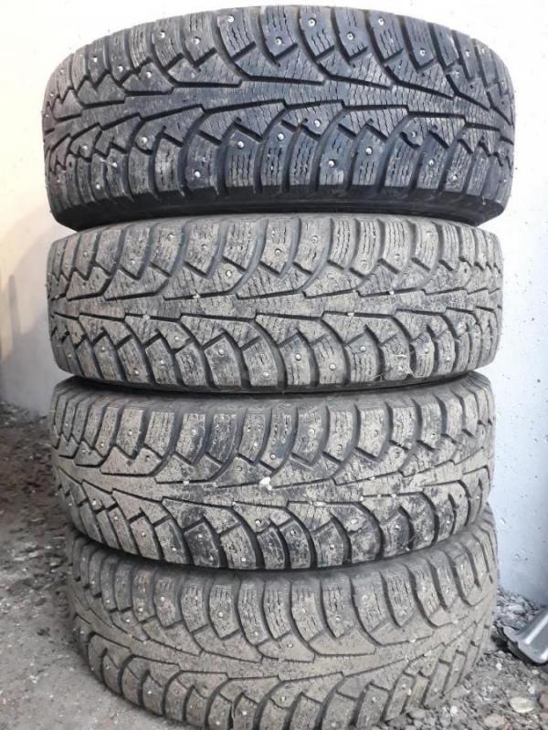 Комплект зимних колес в сборе Nokian Tyres Nordman 5 175/70 R14 в хорошем состоянии, диски разболтов - Орск