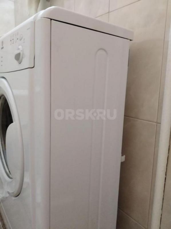 Продается стиральная машина Indesit WIUN100 - Орск